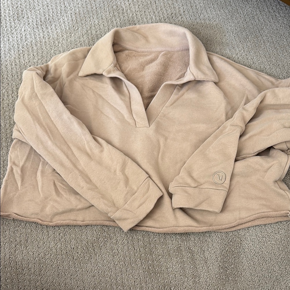 Vuori Women's V-Neck Sweater